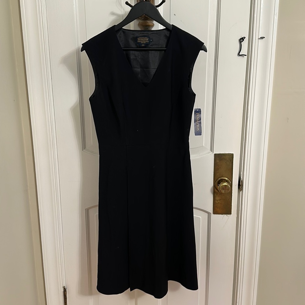 NWT Pendleton Black 100% Virgin Wool Dress Size 4